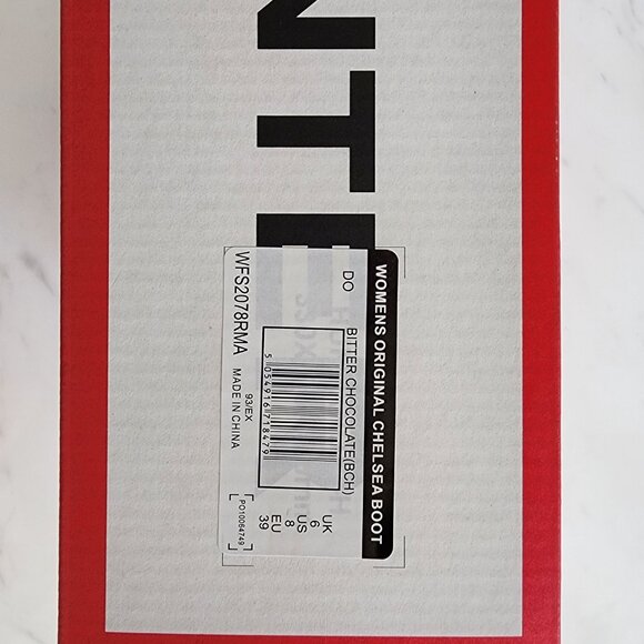 Hunter Women’s Original Chelsea Rain Boots – Classic & Weather-Ready ☔👢 - Picture 4 of 11